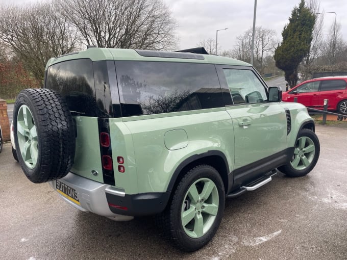 2025 Land Rover Defender