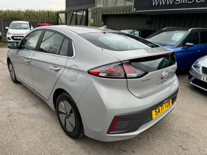 2025 Hyundai Ioniq