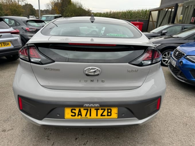 2025 Hyundai Ioniq