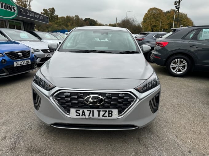 2025 Hyundai Ioniq