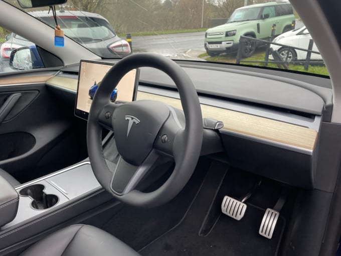 2025 Tesla Model Y