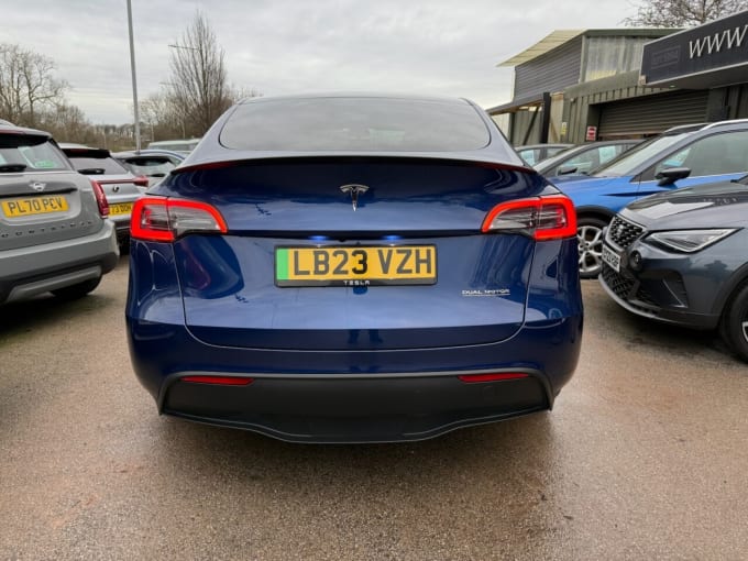 2025 Tesla Model Y