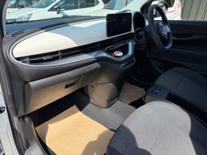 2025 Fiat 500e