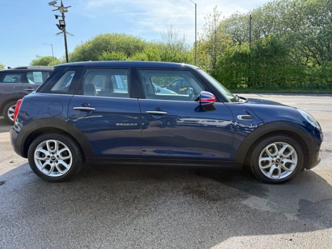 2025 Mini Hatch