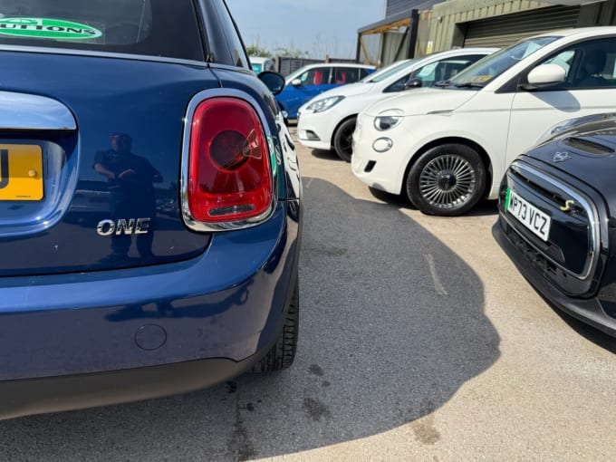 2025 Mini Hatch