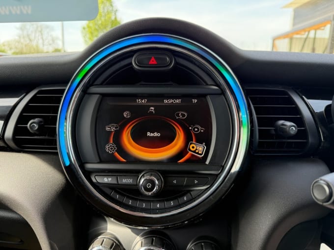 2025 Mini Hatch