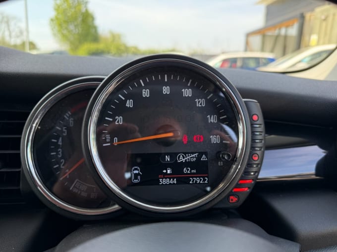 2025 Mini Hatch