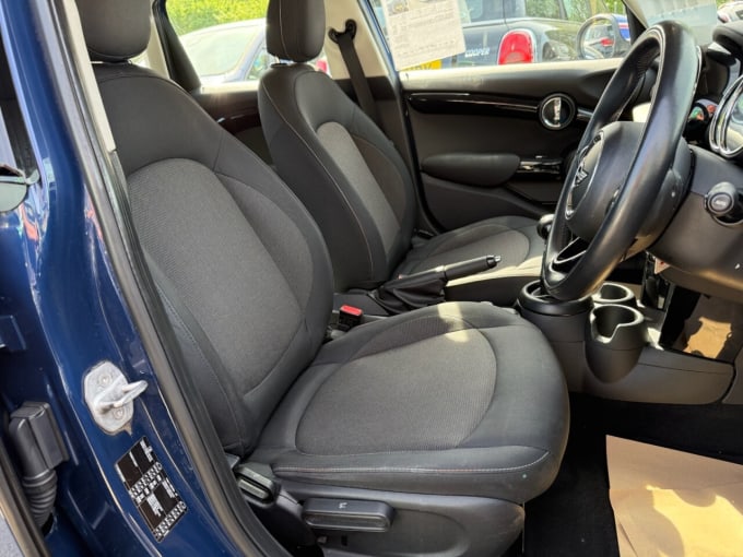 2025 Mini Hatch