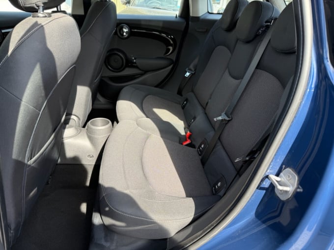 2025 Mini Hatch