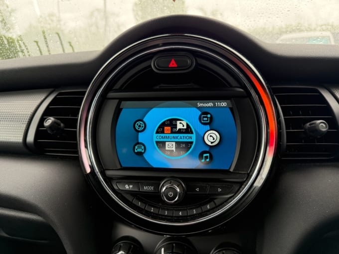 2025 Mini Hatch