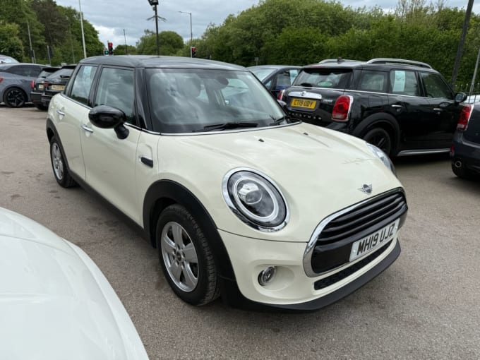 2025 Mini Hatch