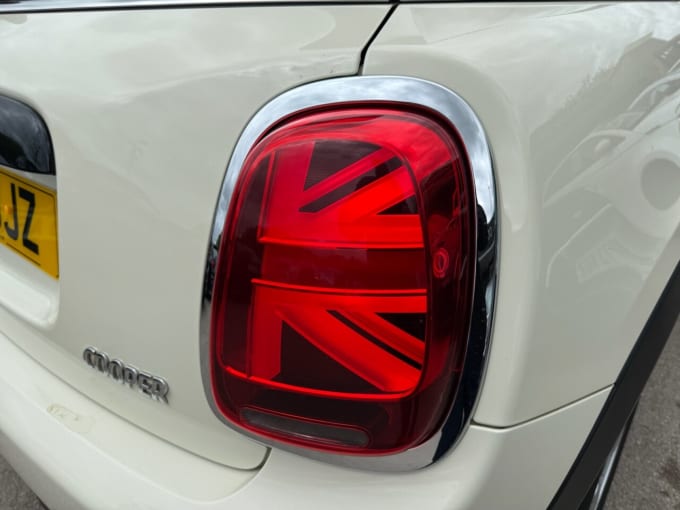 2025 Mini Hatch