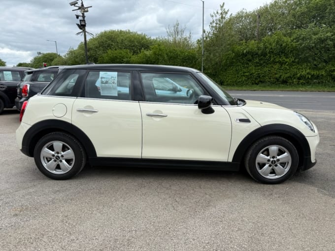 2025 Mini Hatch