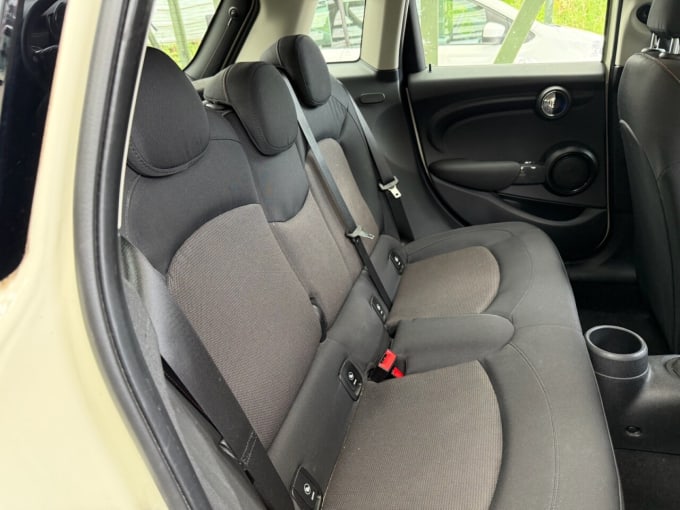 2025 Mini Hatch
