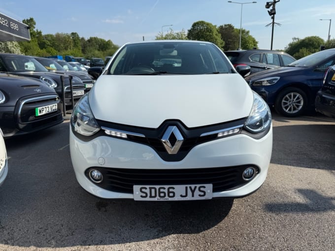 2025 Renault Clio