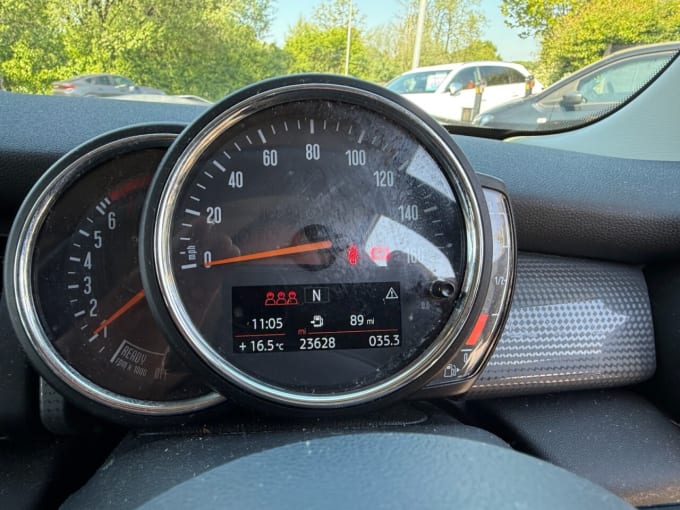 2025 Mini Hatch