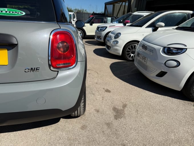 2025 Mini Hatch