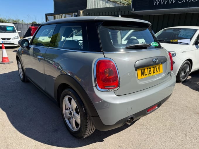 2025 Mini Hatch