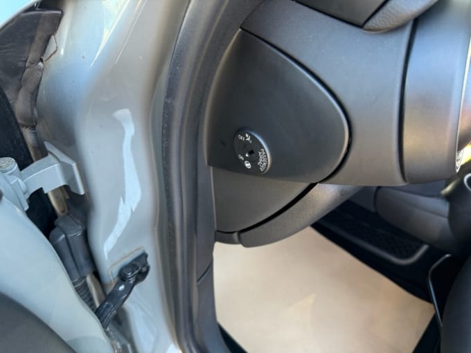 2025 Mini Hatch