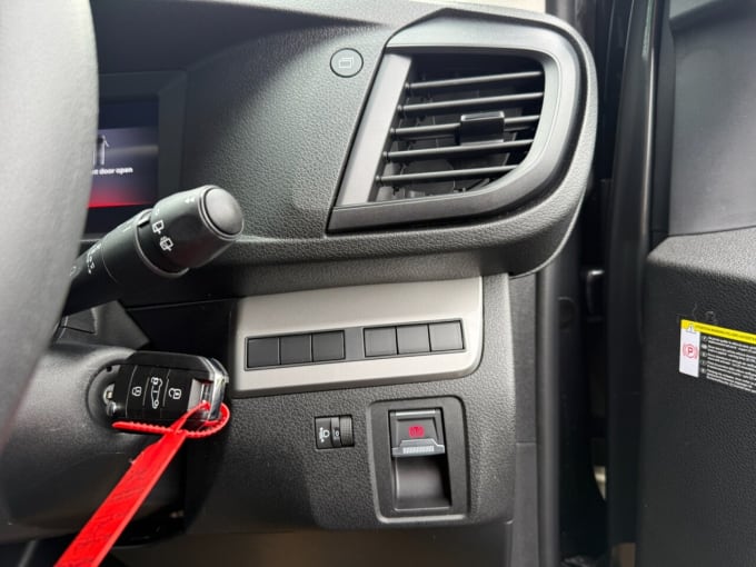 2025 Vauxhall Vivaro Life Electric