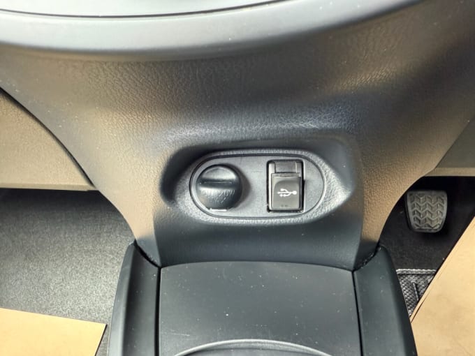 2025 Toyota Yaris