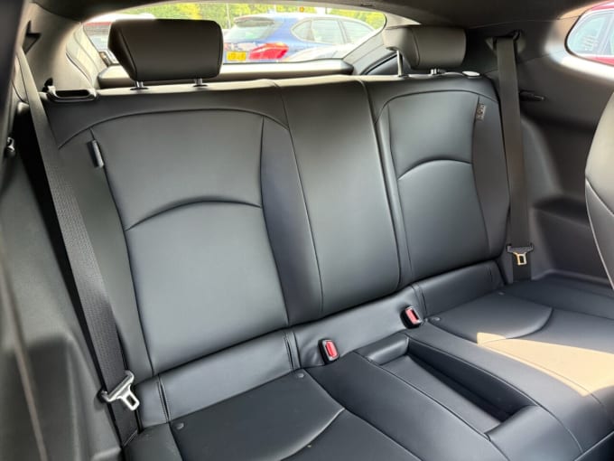 2025 Toyota Yaris