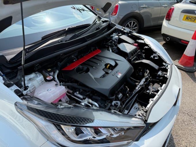 2025 Toyota Yaris