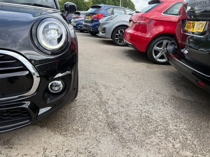 2025 Mini Hatch