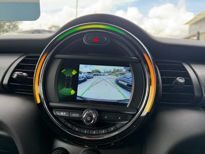 2025 Mini Hatch