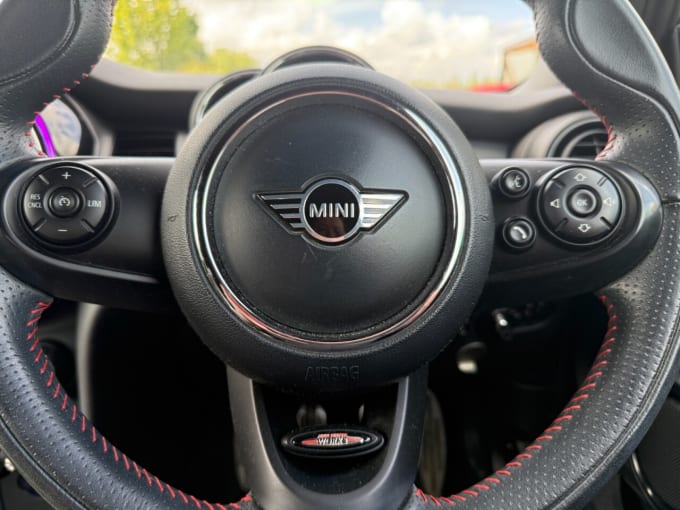 2025 Mini Hatch