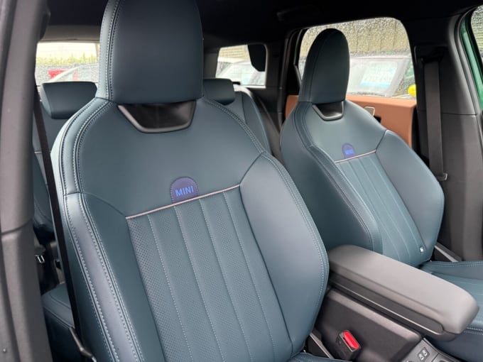 2025 Mini Countryman