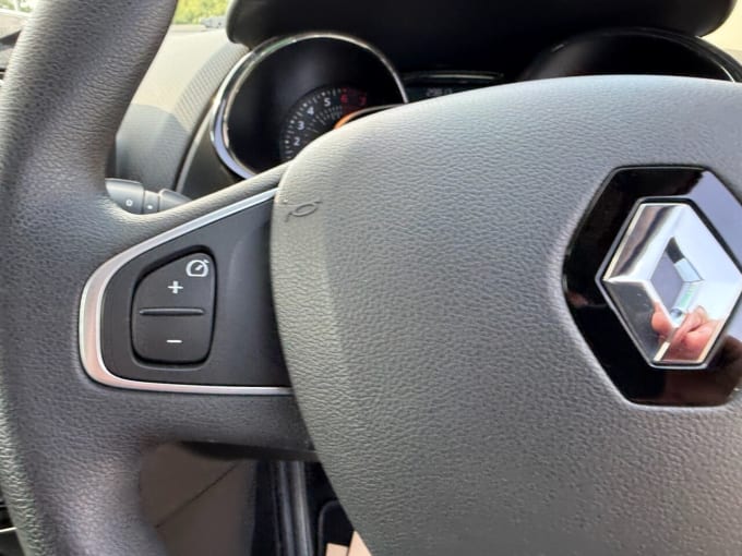 2025 Renault Clio