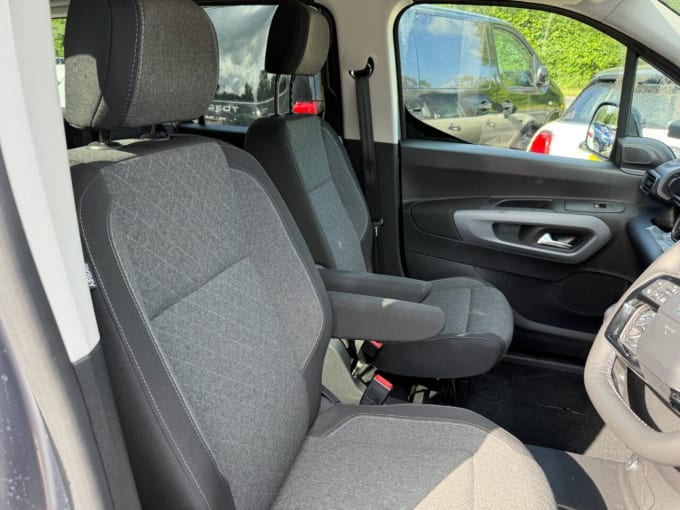 2025 Vauxhall Combo Life Electric