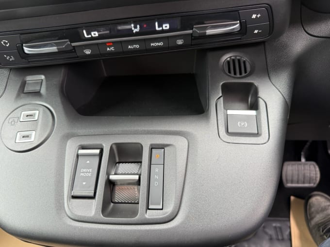 2025 Vauxhall Combo Life Electric