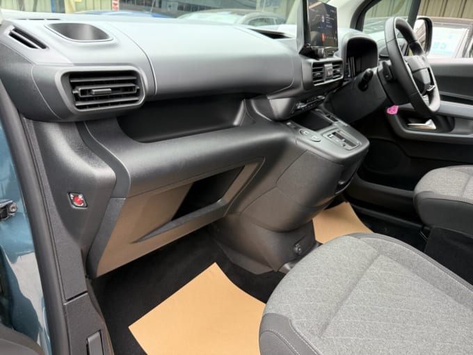 2025 Vauxhall Combo Life Electric