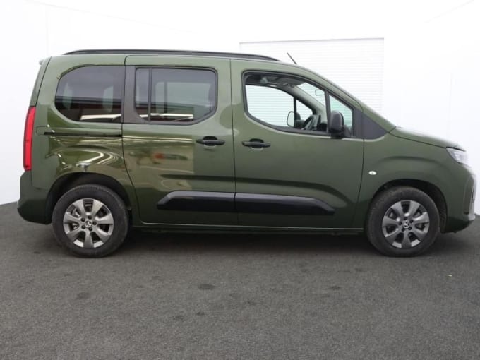 2025 Vauxhall Combo Life Electric