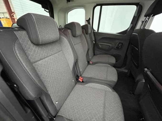 2025 Vauxhall Combo Life Electric