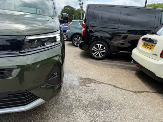 2025 Vauxhall Combo Life Electric