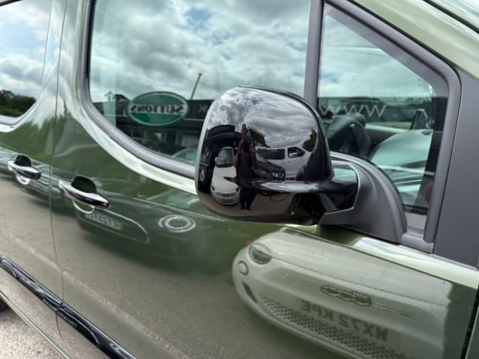 2025 Vauxhall Combo Life Electric