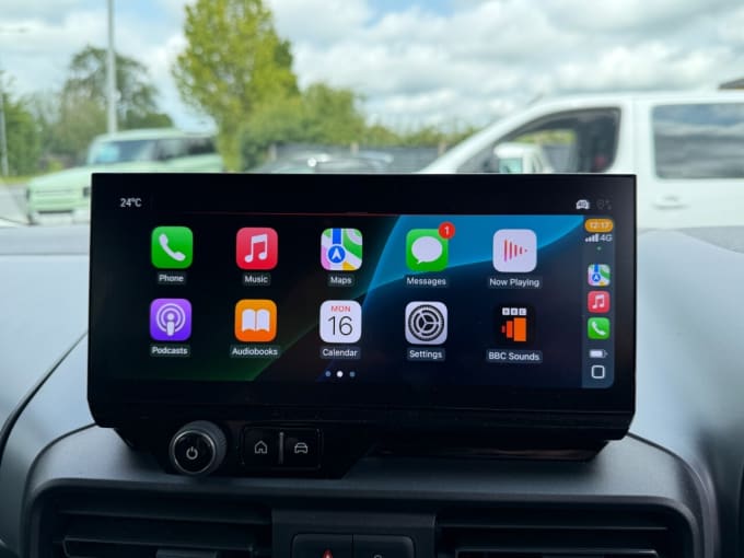 2025 Vauxhall Combo Life Electric