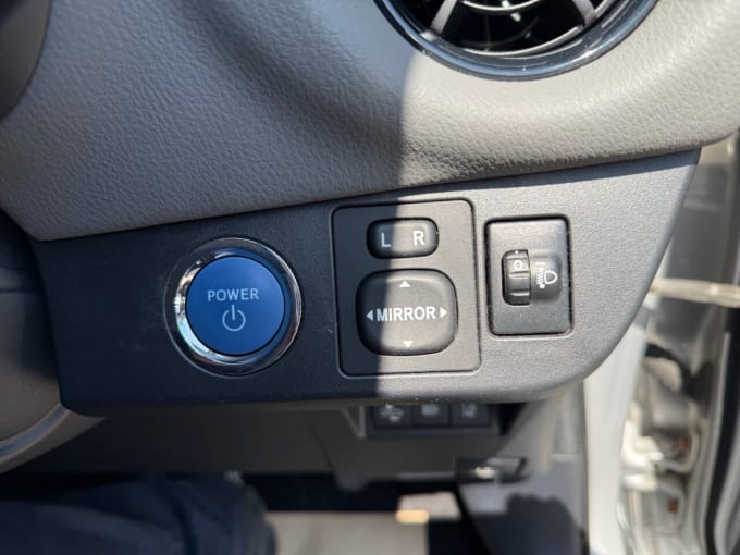 2025 Toyota Yaris