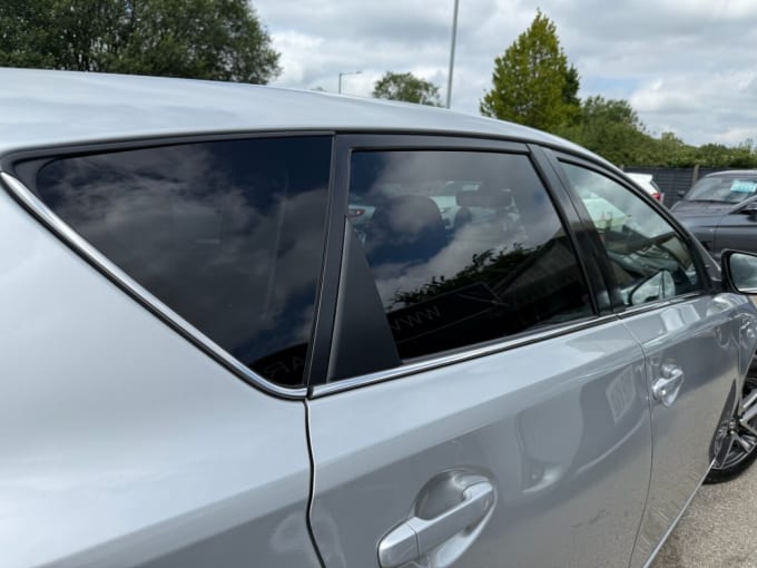 2025 Toyota Auris
