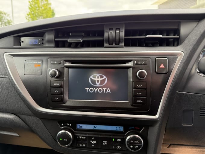 2025 Toyota Auris