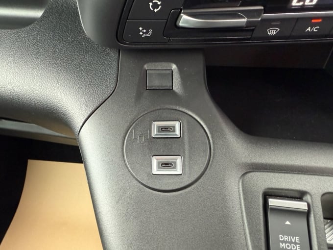 2025 Vauxhall Combo Life Electric