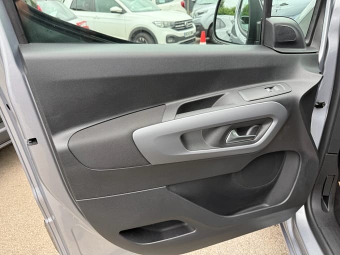 2025 Vauxhall Combo Life Electric