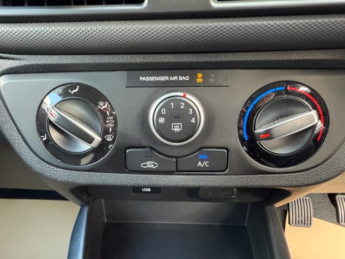2025 Hyundai I10