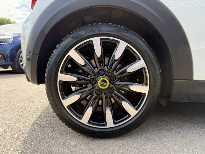 2025 Mini Electric Hatch