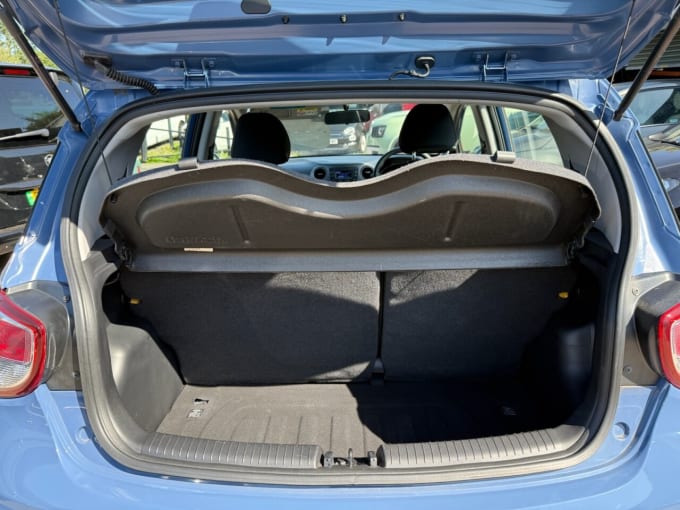 2025 Hyundai I10