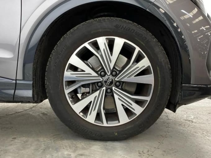 2025 Audi Q4 E-tron