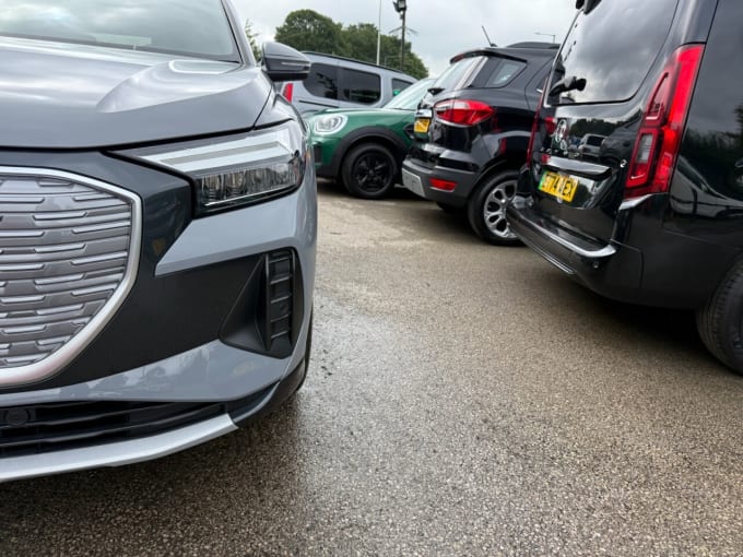 2025 Audi Q4 E-tron